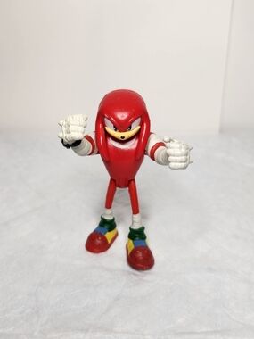 Tomy Sega Sonic The Hedgehog Sonic Boom KNUCKLES Red Action Figure 3.5